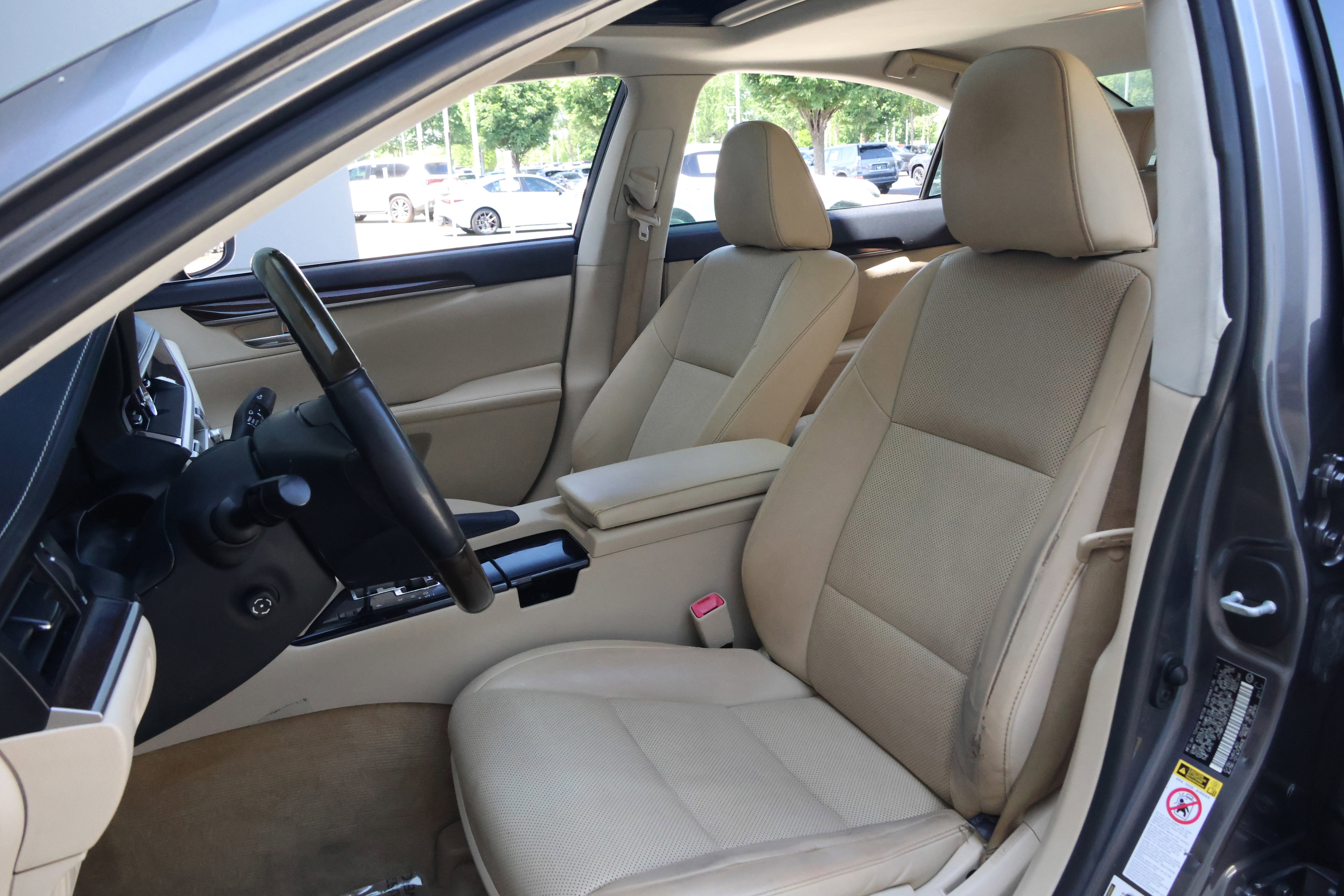 Used 2015 Lexus ES 350 w/ Premium Package FWD image 34
