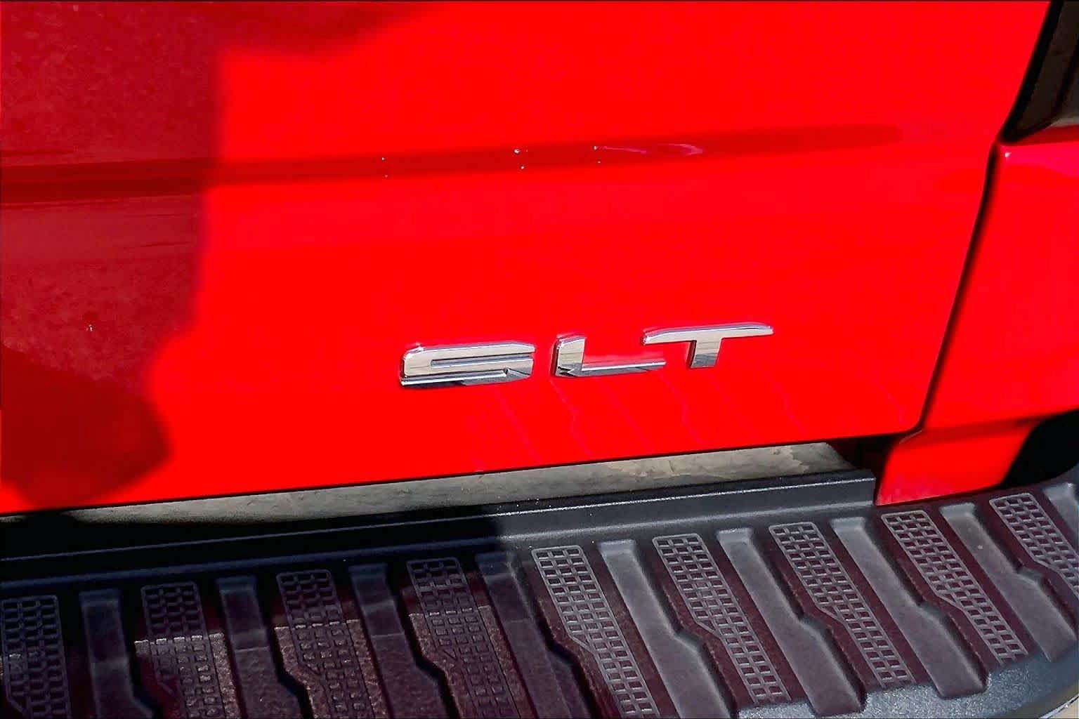 Certified 2022 GMC Sierra 1500 SLT AWD/4WD image 10