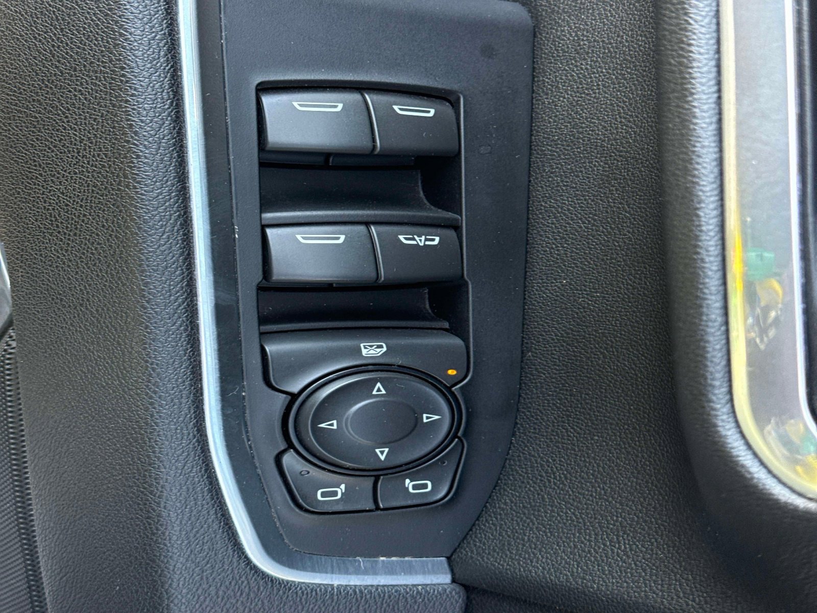 Used 2025 Chevrolet Silverado 2500 LT w/ Convenience Package AWD/4WD image 20