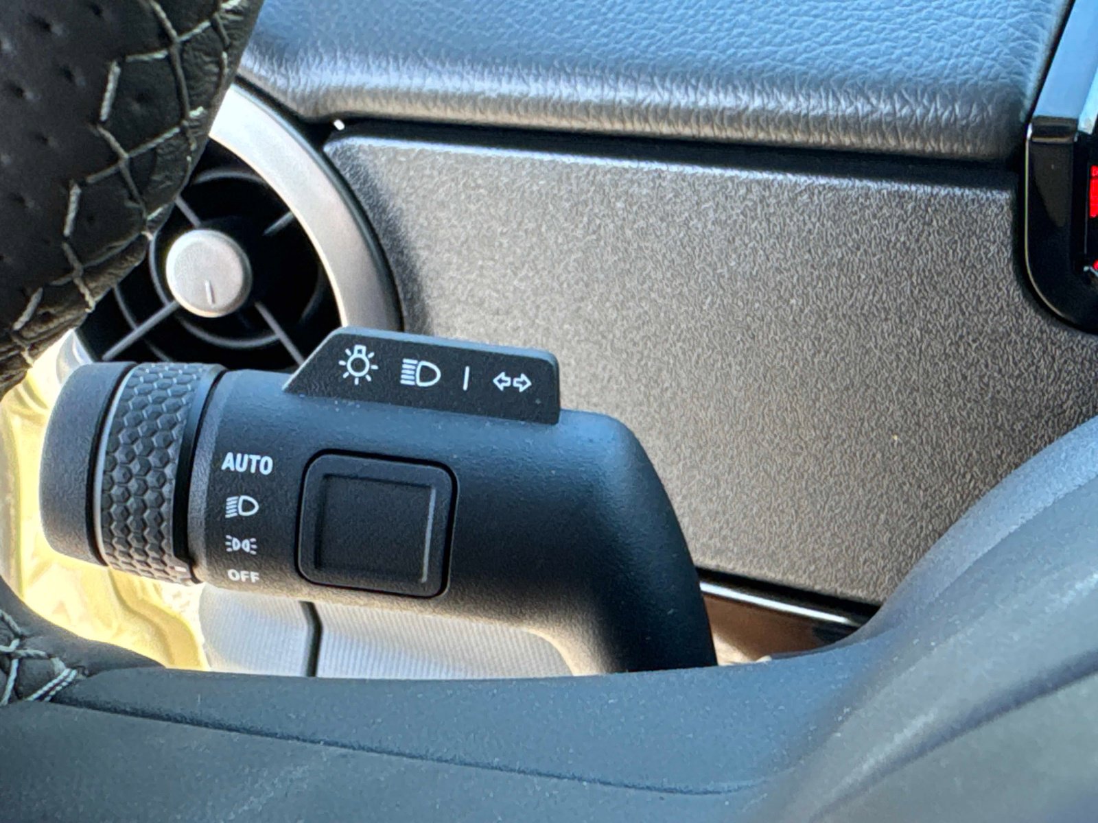 New 2025 INEOS Grenadier Fieldmaster Edition AWD/4WD image 30