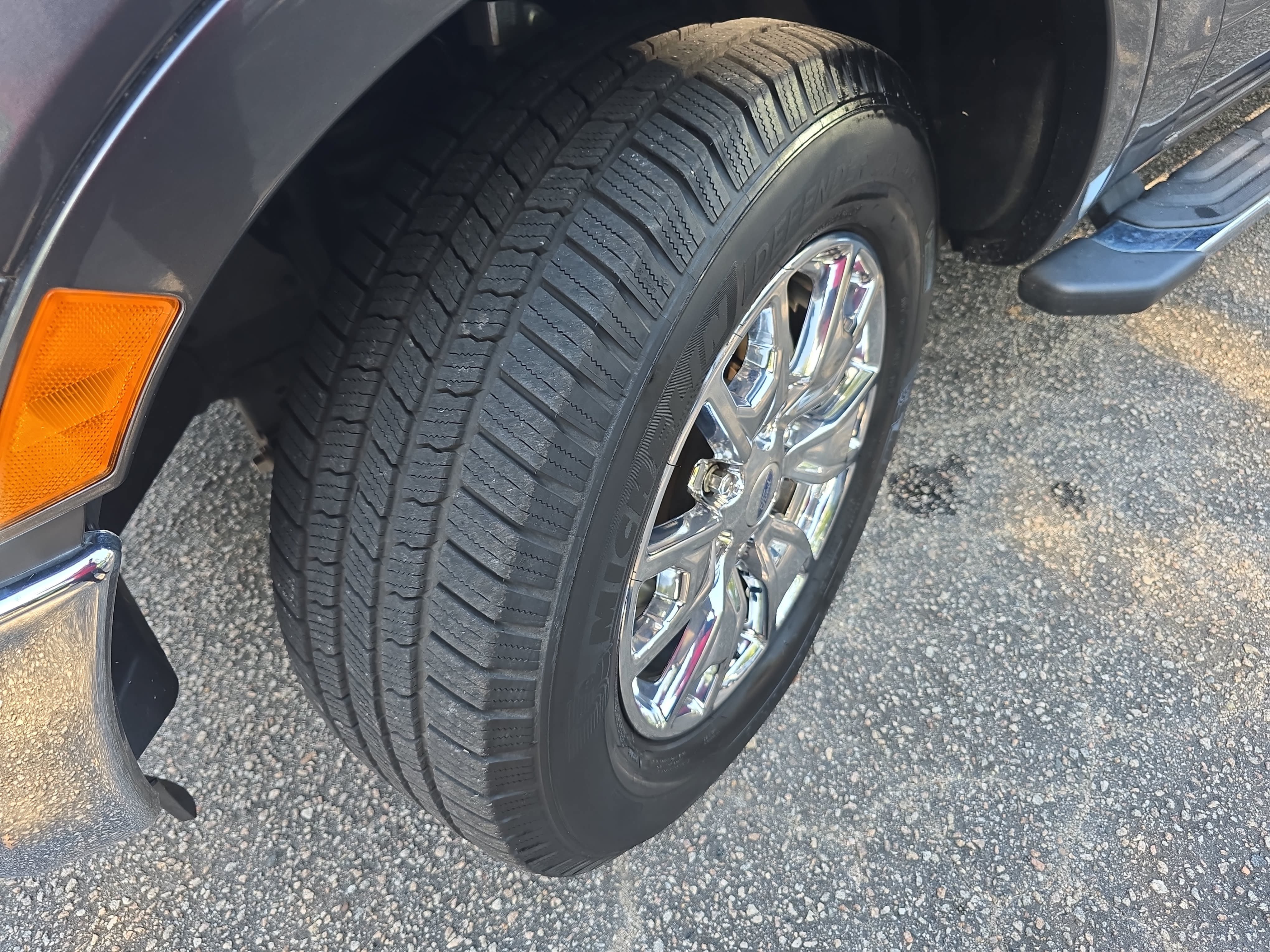 Used 2019 Ford Ranger XLT w/ Equipment Group 302A Luxury RWD image 33