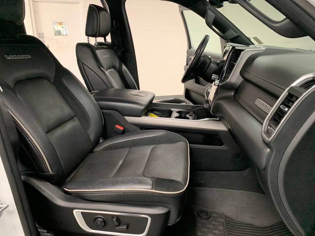 Used 2021 RAM 1500 Laramie AWD/4WD image 7