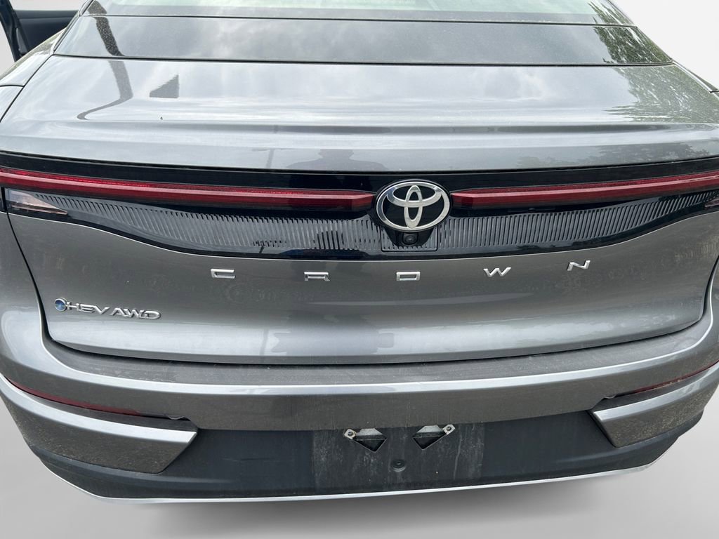 Used 2024 Toyota Crown AWD/4WD image 27