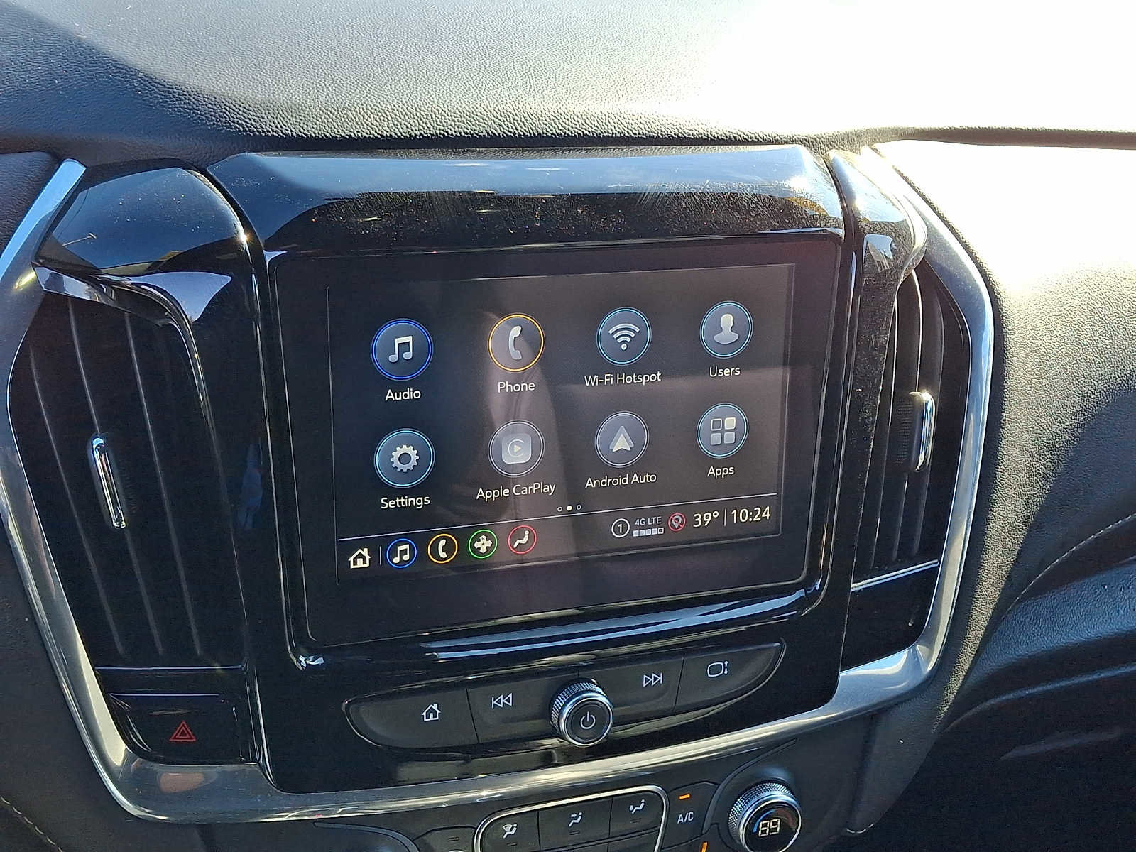 Used 2023 Chevrolet Traverse LT AWD/4WD image 19
