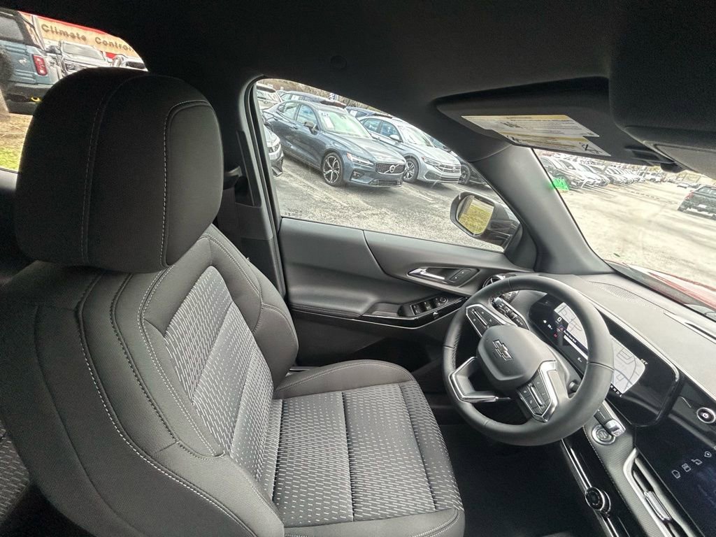 New 2026 Chevrolet Equinox LT w/ Midnight Edition image 26