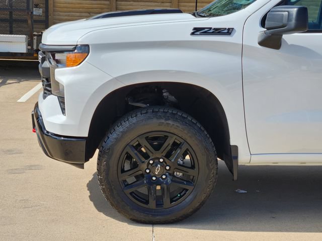 Used 2025 Chevrolet Silverado 1500 Custom Trail Boss w/ LPO, Dark Essentials Package AWD/4WD image 15