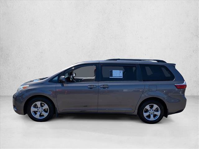 Used 2016 Toyota Sienna LE FWD image 9