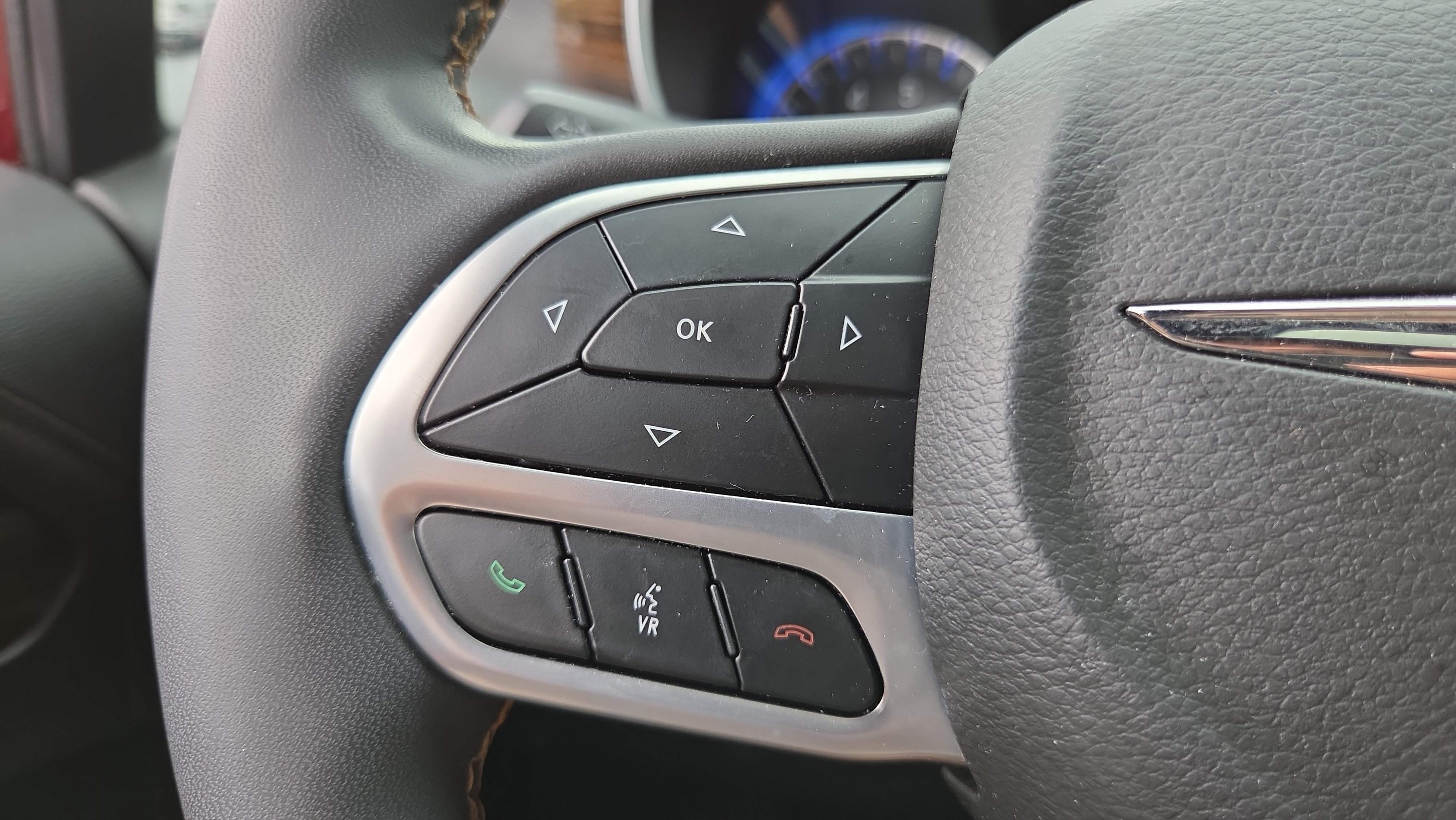 Used 2022 Chrysler Pacifica Pinnacle FWD image 26