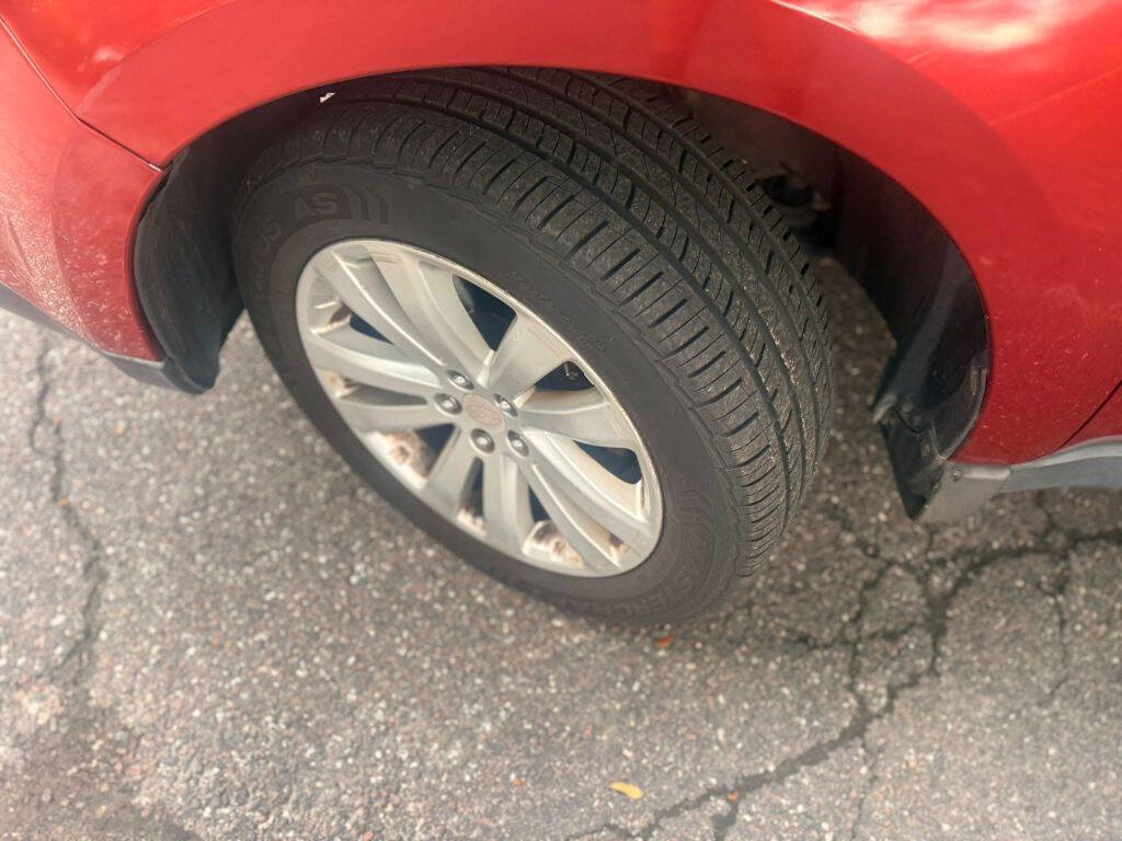 Used 2011 Subaru Forester 2.5X Limited w/ Popular Equipment Group 5A image 9