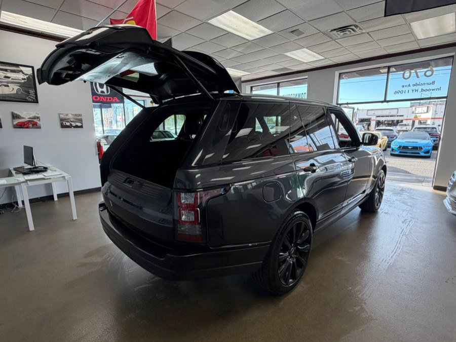 Used 2017 Land Rover Range Rover Supercharged AWD/4WD image 31