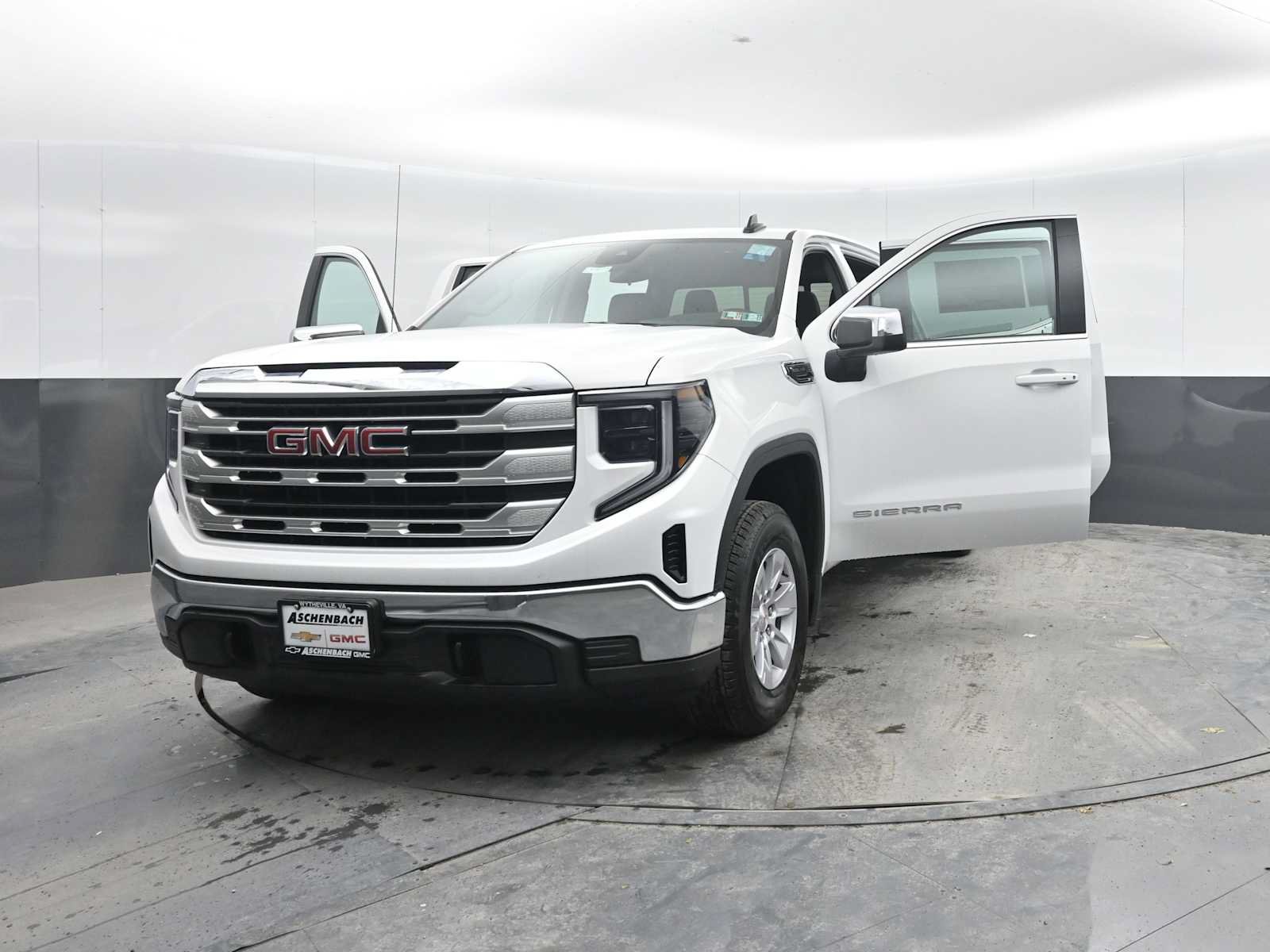 New 2026 GMC Sierra 1500 SLE w/ Preferred Package AWD/4WD image 52