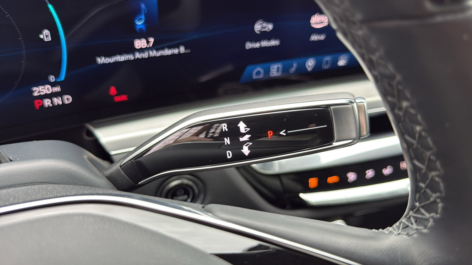 Certified 2024 Cadillac Lyriq Luxury w/ LPO, Floor Liner Package image 17