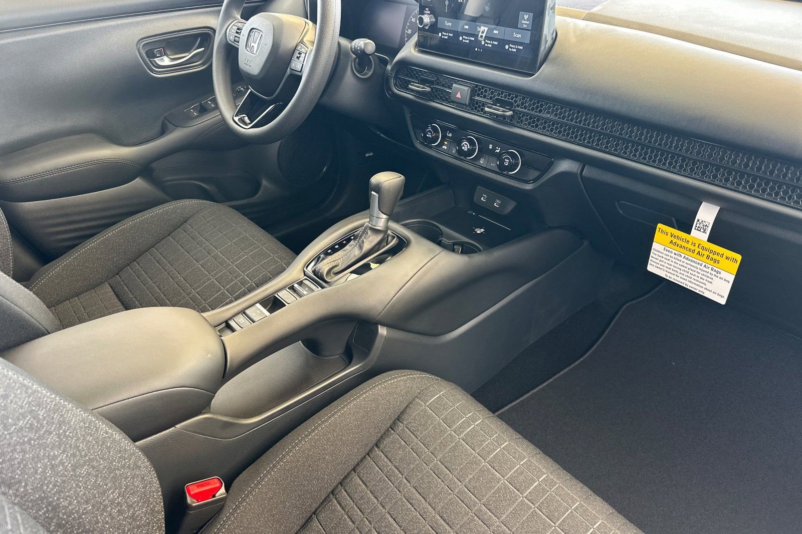 New 2026 Honda HR-V LX image 17