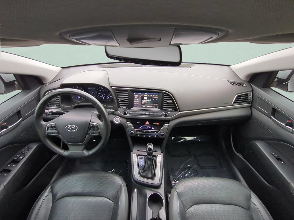 Used 2017 Hyundai Elantra Limited FWD image 11