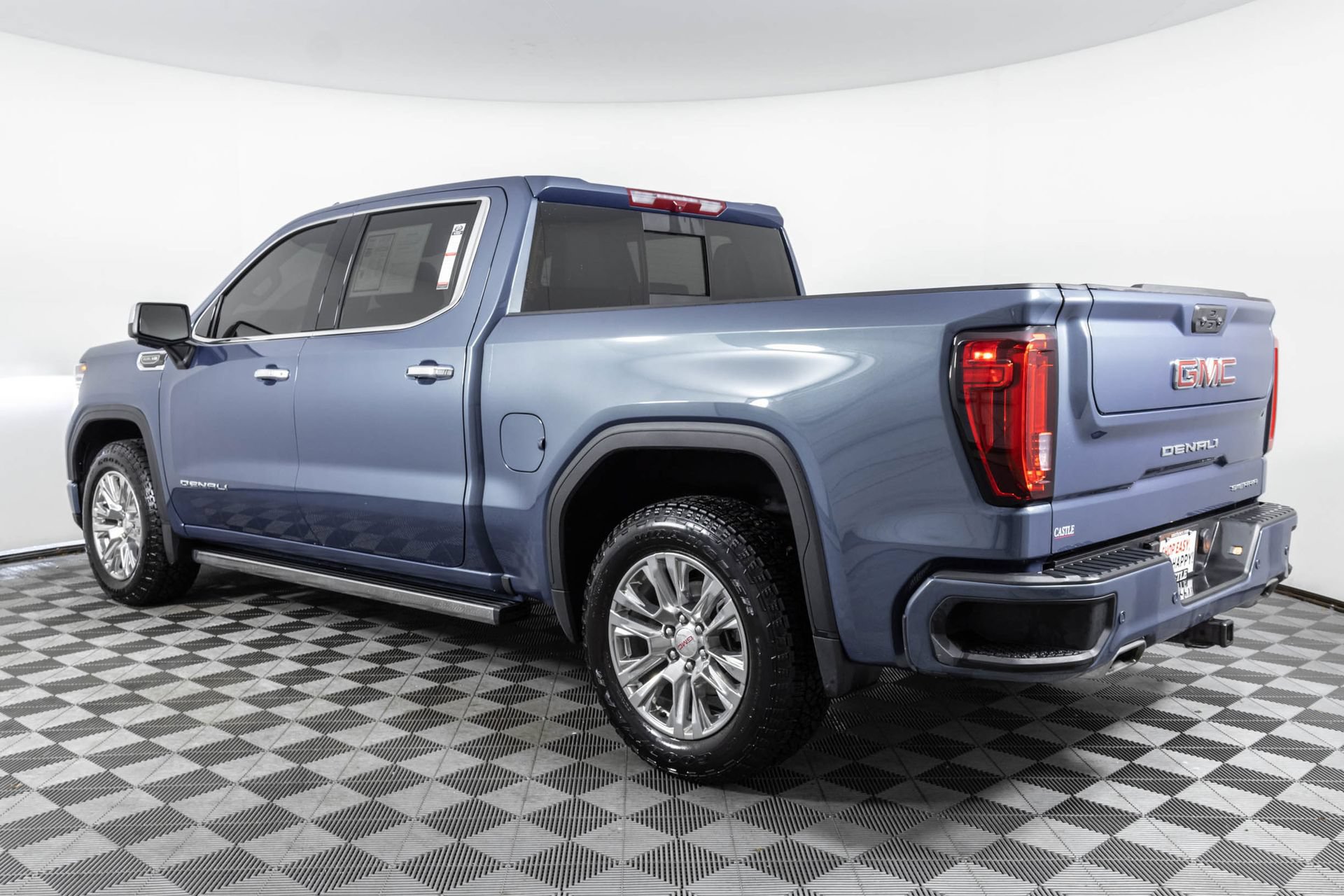Used 2025 GMC Sierra 1500 Denali AWD/4WD image 15