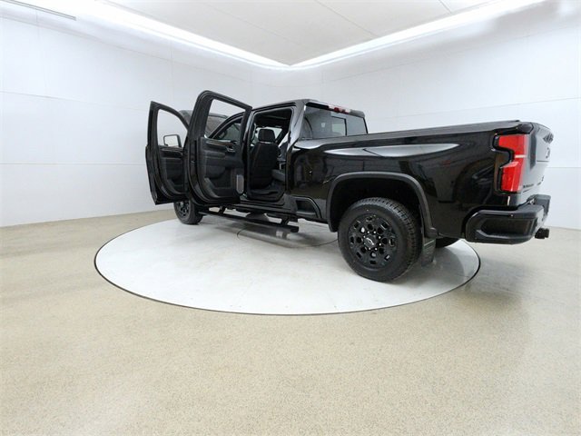 Used 2024 Chevrolet Silverado 3500 High Country image 11