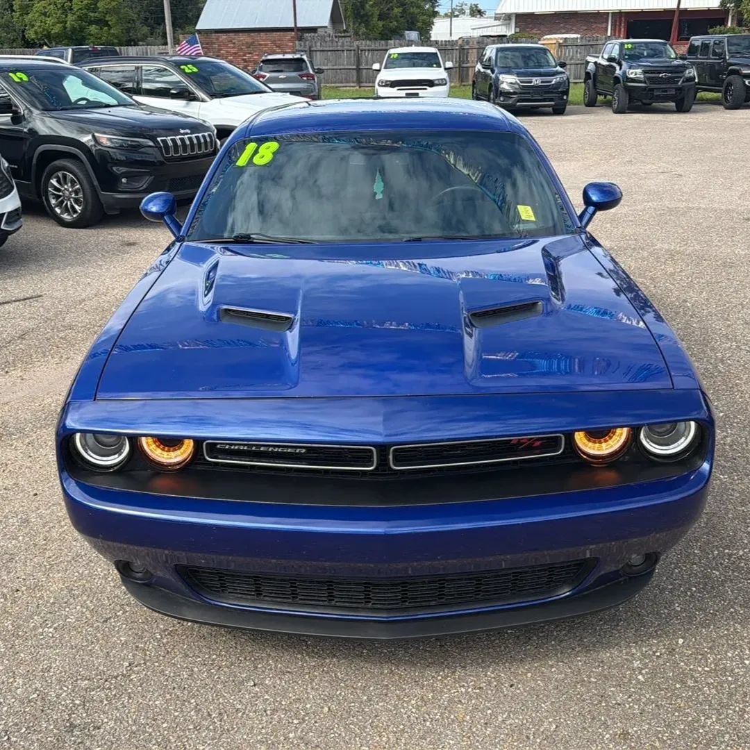 Used 2018 Dodge Challenger R/T Plus RWD image 3