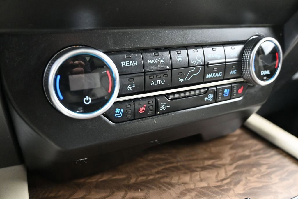 Used 2020 Ford Expedition Platinum AWD/4WD image 20