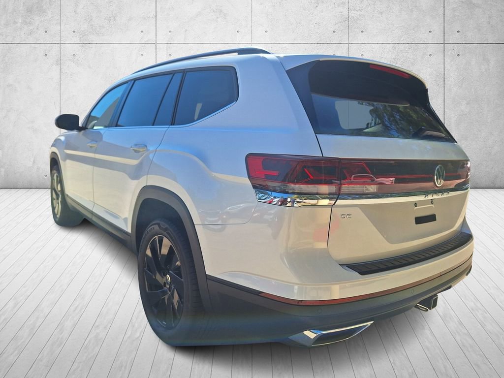 New 2026 Volkswagen Atlas SE image 3