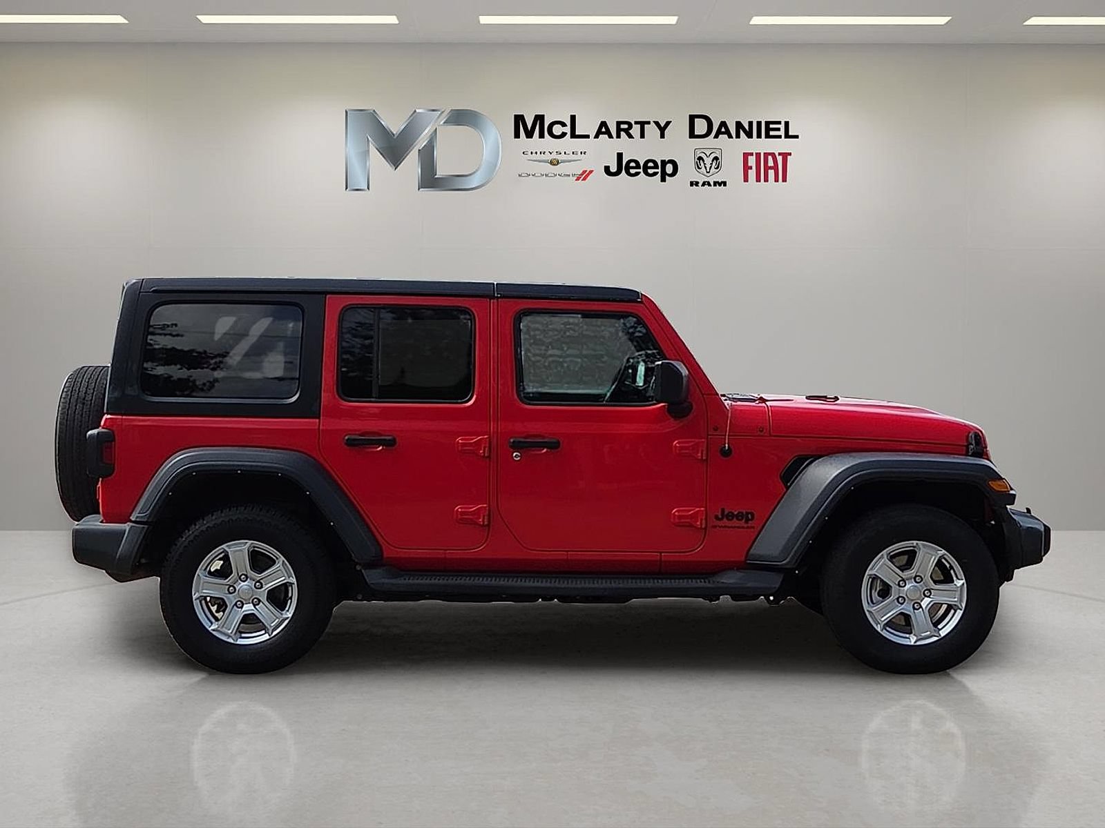 Used 2023 Jeep Wrangler Unlimited Sport AWD/4WD image 6