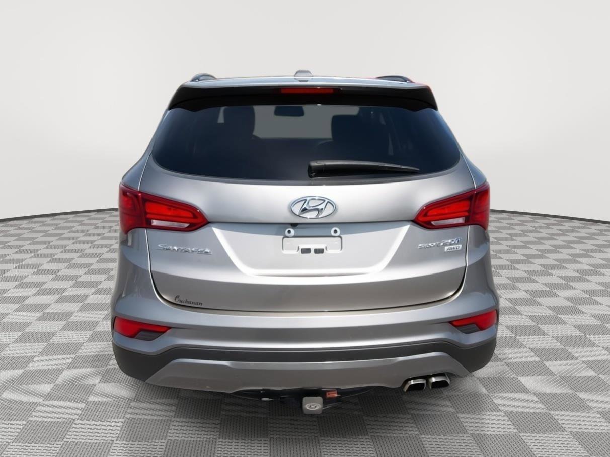 Used 2018 Hyundai Santa Fe Sport 2.0T image 4