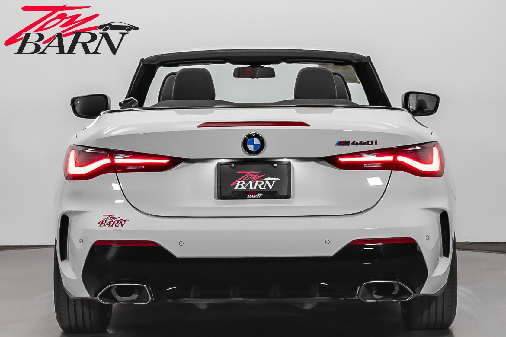 Used 2021 BMW M440i Convertible w/ Premium Package image 4