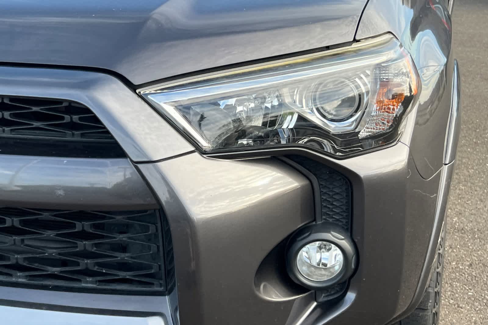 Used 2015 Toyota 4Runner Trail AWD/4WD image 11