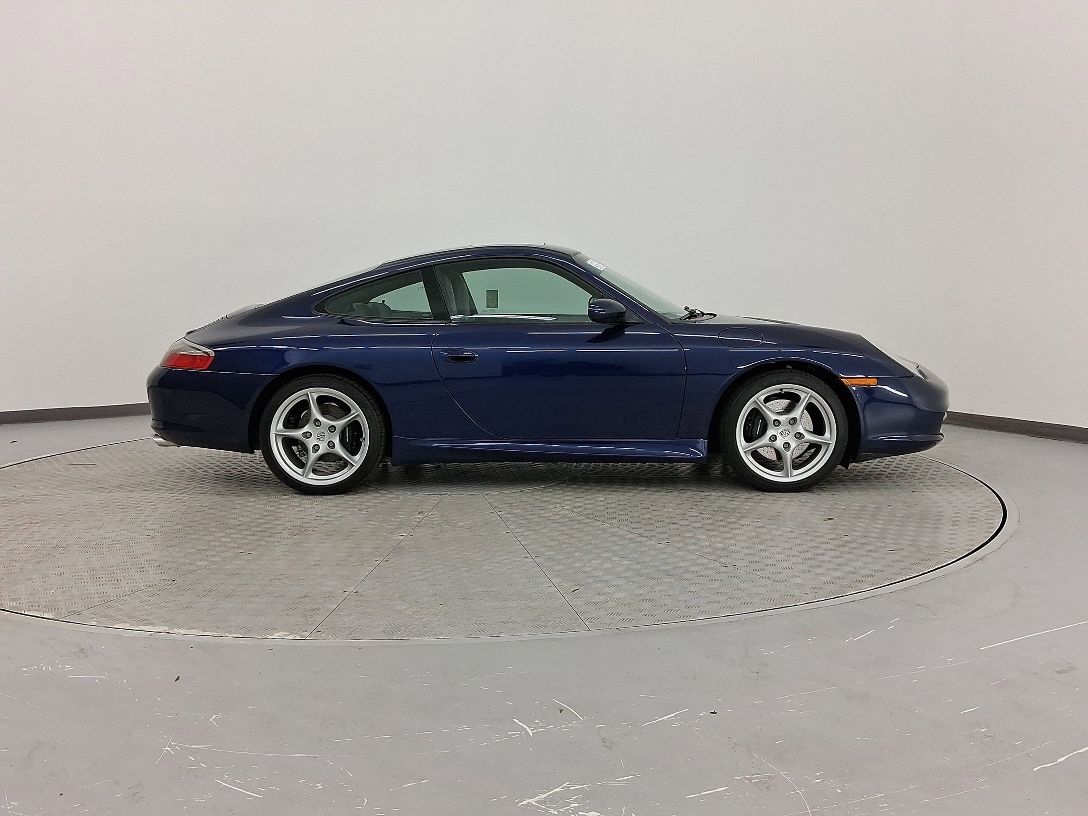Used 2002 Porsche 911 Carrera image 7