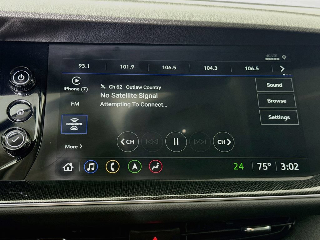 Used 2022 Buick Envision Essence w/ Technology Package I FWD image 6