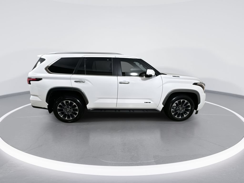 Used 2025 Toyota Sequoia Limited AWD/4WD image 9