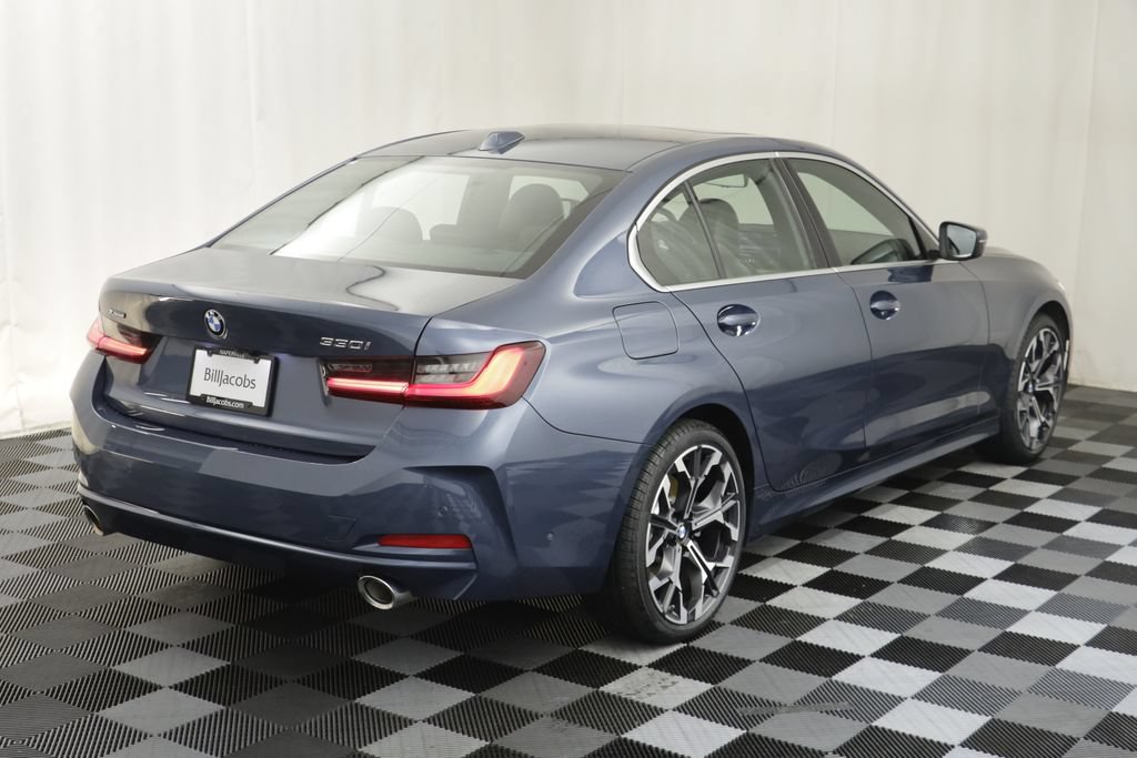 Used 2025 BMW 330i xDrive Sedan AWD/4WD image 19