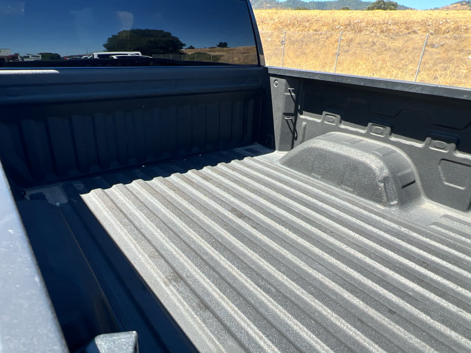 Used 2021 Chevrolet Silverado 1500 Custom AWD/4WD image 9