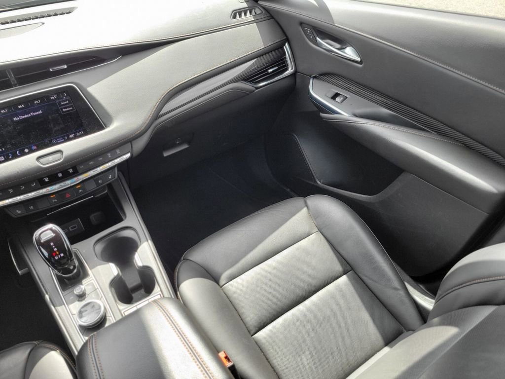 Used 2023 Cadillac XT4 Sport image 13