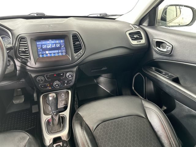 Used 2019 Jeep Compass Latitude AWD/4WD image 24