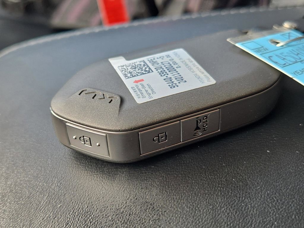 Certified 2024 Kia Telluride S w/ S Sunroof Package image 33