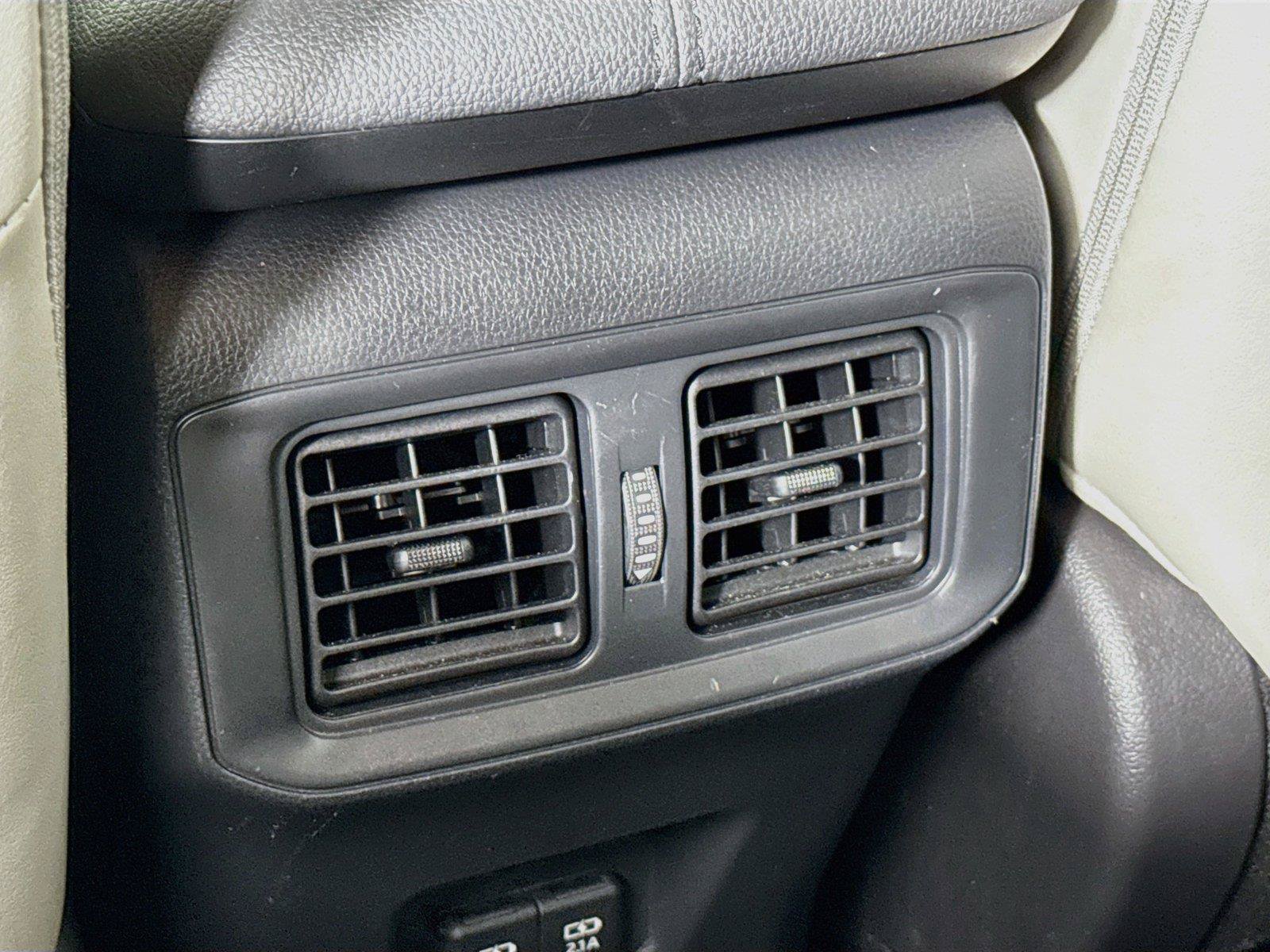 Certified 2021 Toyota RAV4 XLE Premium AWD/4WD image 38