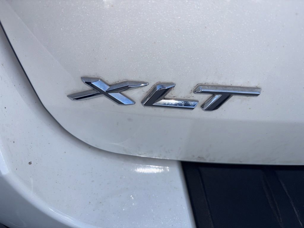 Used 2021 Ford Explorer XLT w/ Equipment Group 202A image 13