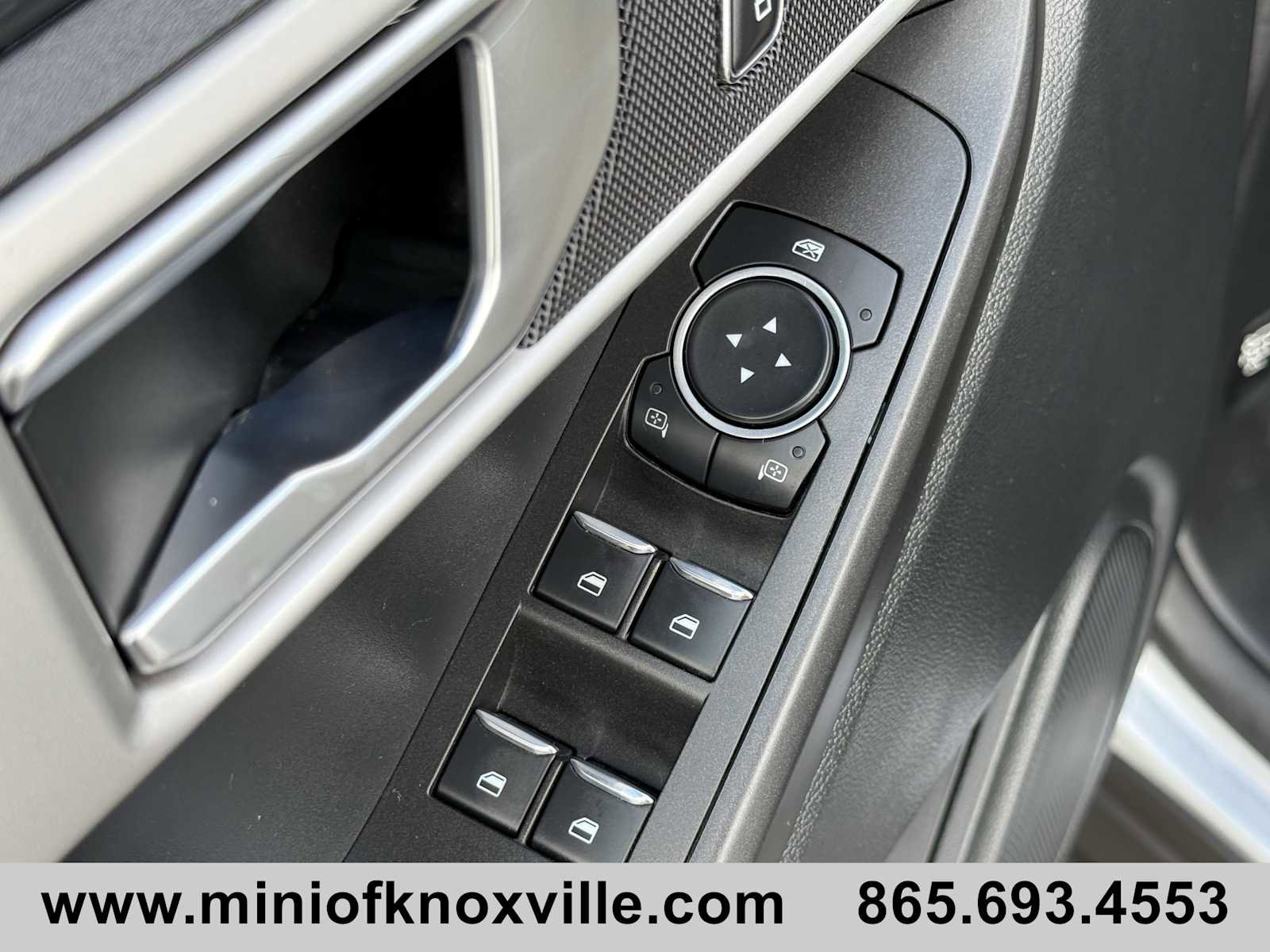 Used 2023 Ford Explorer 2WD image 13