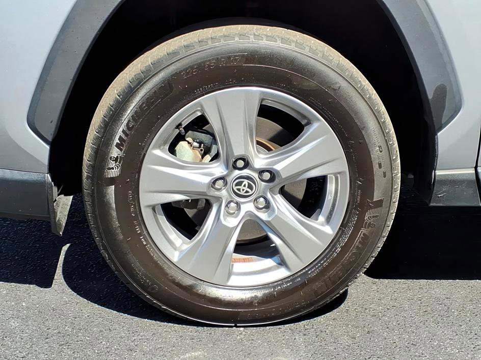Certified 2024 Toyota RAV4 XLE FWD image 9