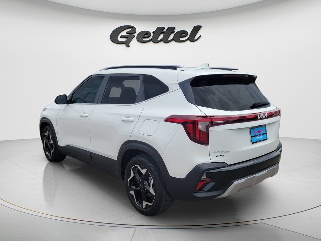 Used 2024 Kia Seltos EX FWD image 6