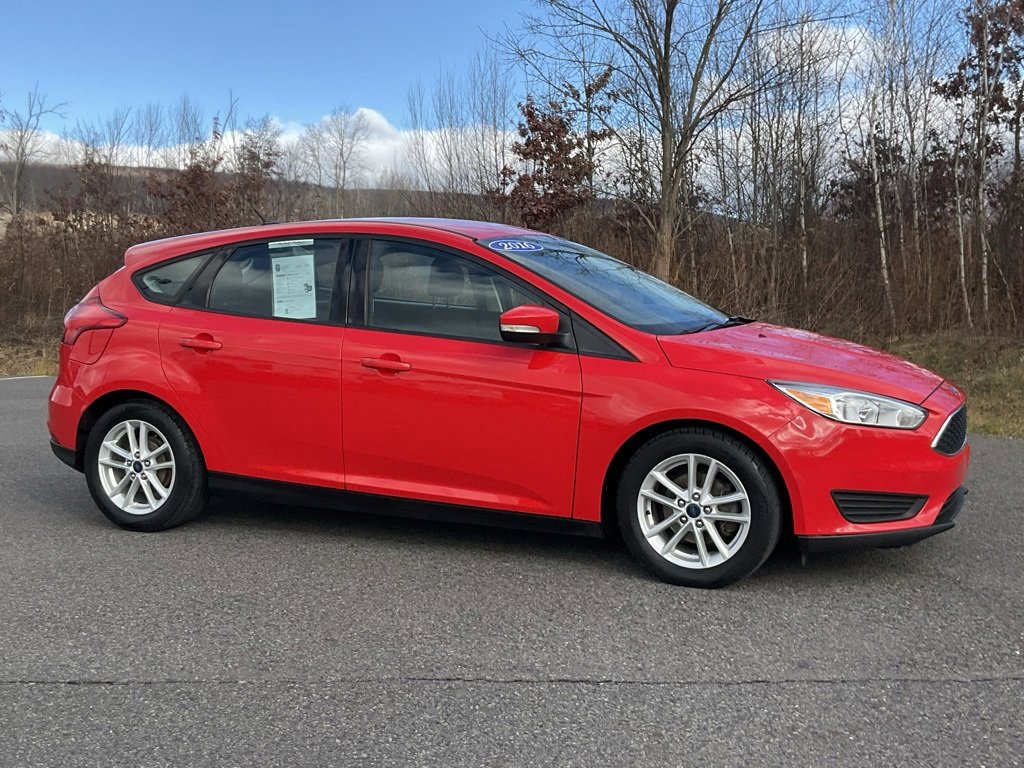 Used 2016 Ford Focus SE w/ SE Cold Weather Package