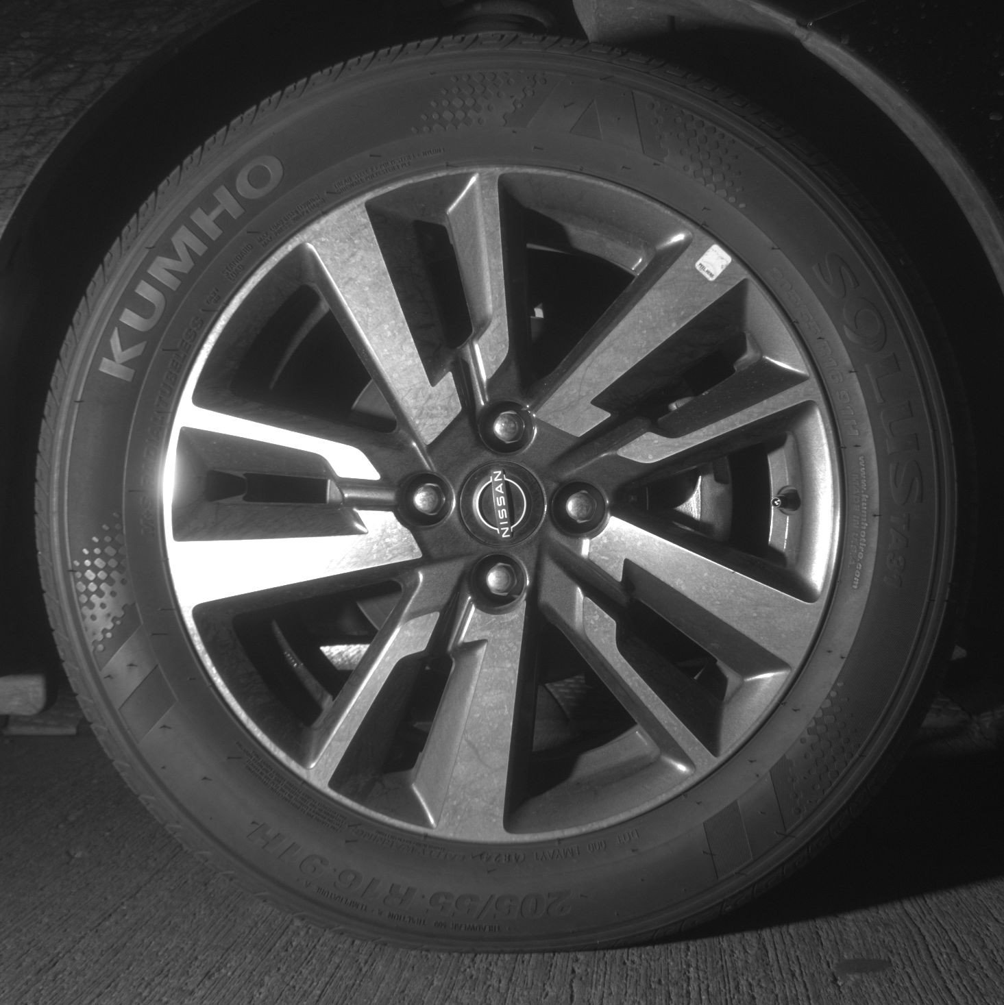 Used 2025 Nissan Versa SV FWD image 13