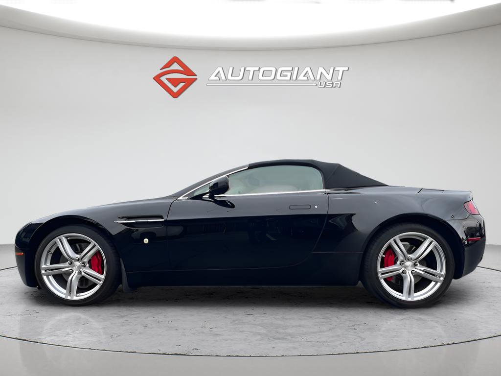 Used 2009 Aston Martin V8 Vantage Roadster RWD image 3