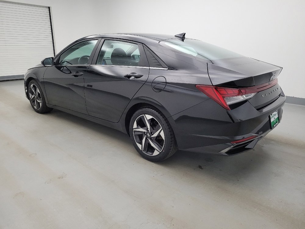 Used 2021 Hyundai Elantra Limited FWD image 3