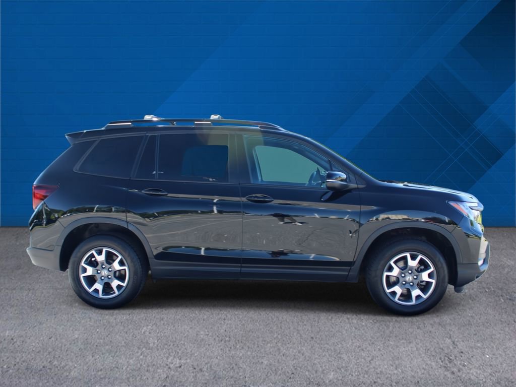 Used 2023 Honda Passport TrailSport image 10