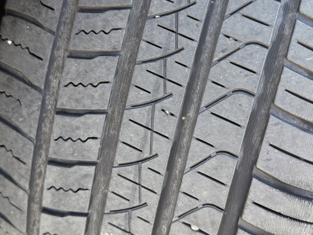 Used 2020 Volkswagen Atlas Cross Sport SE image 9