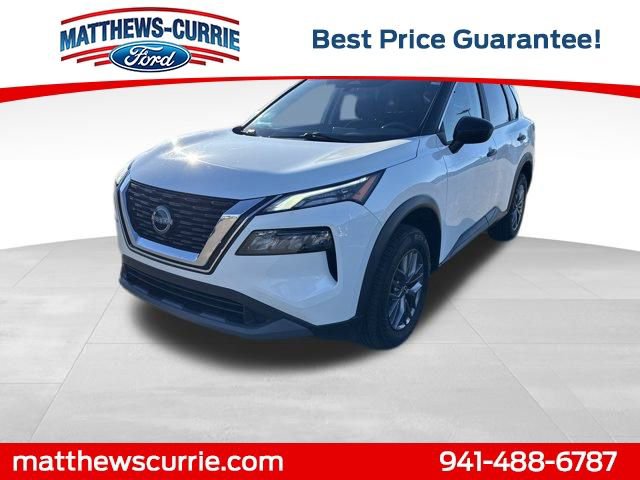 Used 2023 Nissan Rogue S image 7