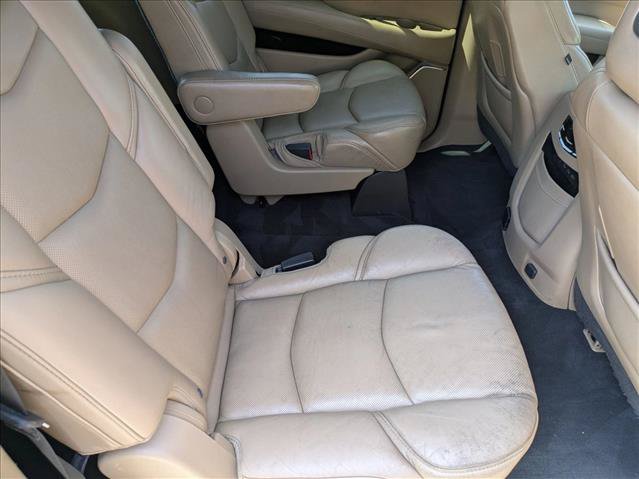 Used 2018 Cadillac Escalade ESV Platinum AWD/4WD image 24
