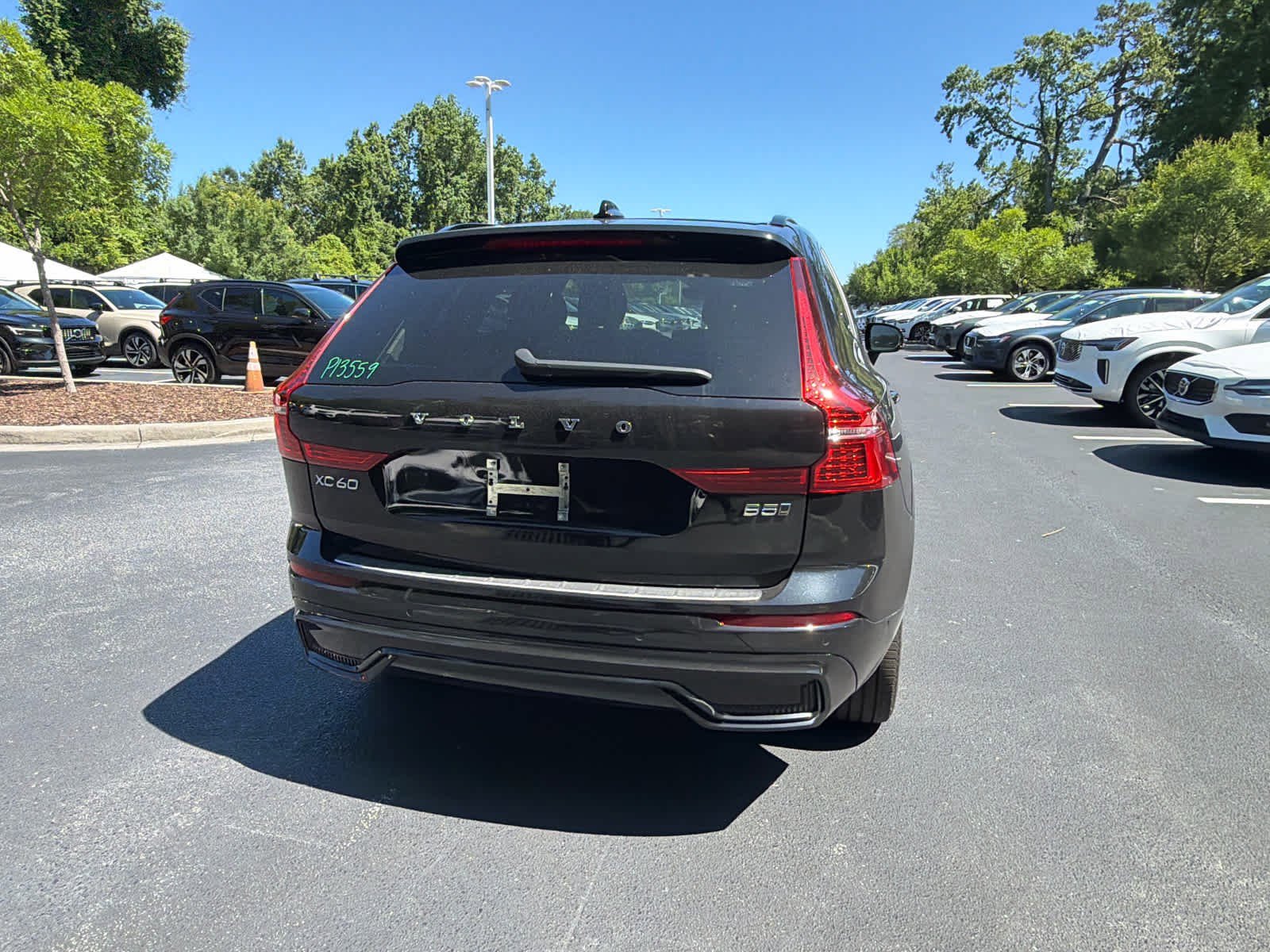 Used 2024 Volvo XC60 B5 Plus w/ Protection Package Premier AWD/4WD image 14