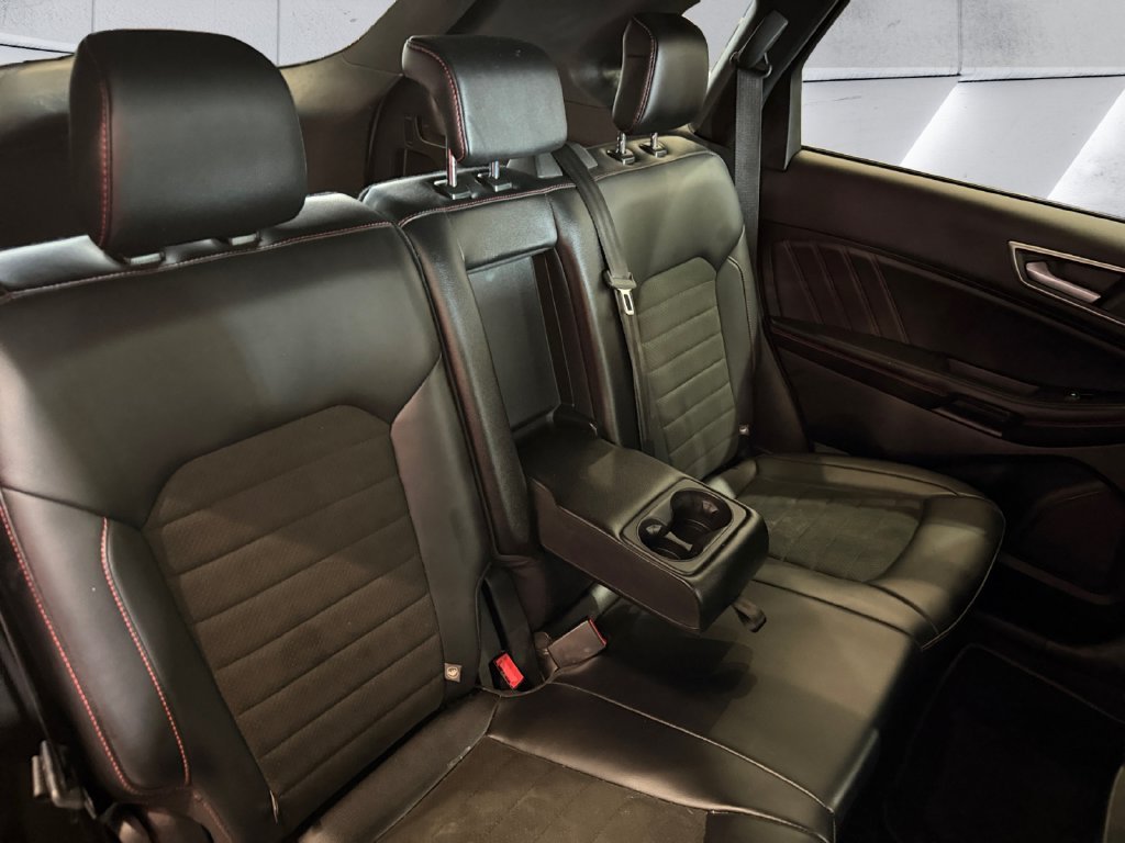 Used 2024 Ford Edge ST-Line AWD/4WD image 16